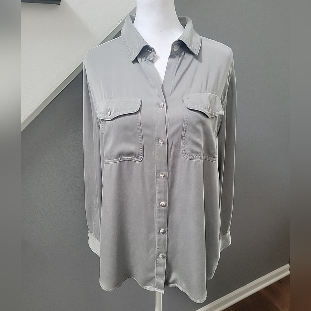 Chico's Button Up City Prep Light Academia Classic Shirt Moss Sz 3 (12-14) Modal